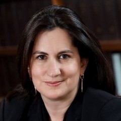 caroline-toby1