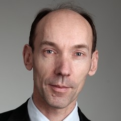 Louis de Longeaux, Associé Herbert Smith Freehills