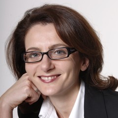 Nathalie Hadjadj, Associée, Field Fisher Waterhouse