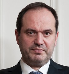 yves-sexer